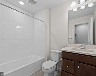 6045 Soho Way - Photo Thumbnail 20