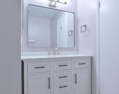13326 Waterside Circle - Photo Thumbnail 18