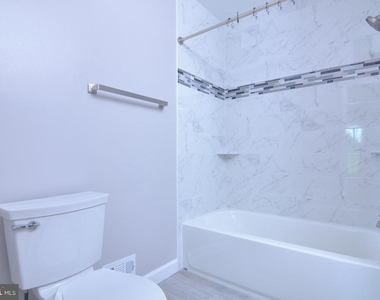 13326 Waterside Circle - Photo Thumbnail 19