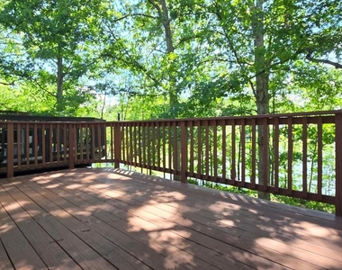 13326 Waterside Circle - Photo Thumbnail 30