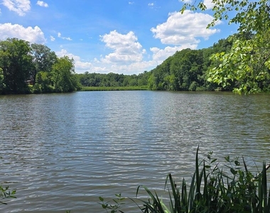 13326 Waterside Circle - Photo Thumbnail 33