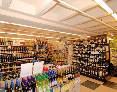 10500 Rockville Pike - Photo Thumbnail 13