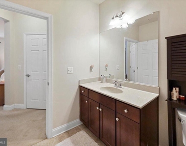 3910 Doc Berlin Drive - Photo Thumbnail 12