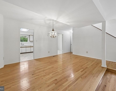 10739 Mist Haven Terrace - Photo Thumbnail 9