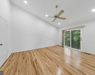 10739 Mist Haven Terrace - Photo Thumbnail 18