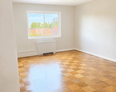 4800 Chevy Chase Drive - Photo Thumbnail 21