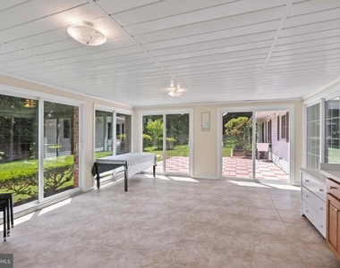 4650 Palomino Court - Photo Thumbnail 19