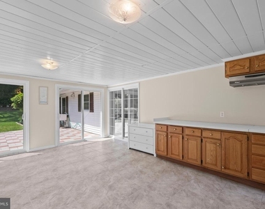 4650 Palomino Court - Photo Thumbnail 20