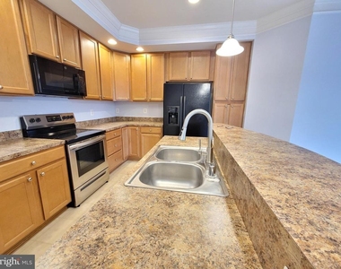 3640 Holborn Place - Photo Thumbnail 10