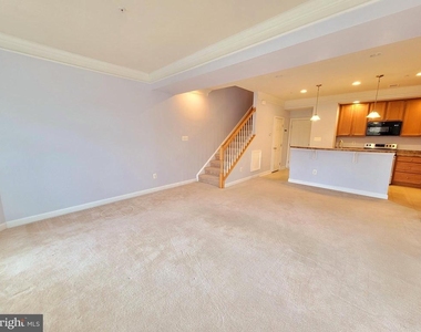 3640 Holborn Place - Photo Thumbnail 7
