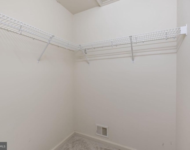211 Westlake Boulevard - Photo Thumbnail 11