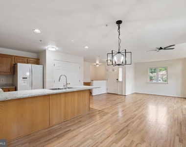 211 Westlake Boulevard - Photo Thumbnail 1