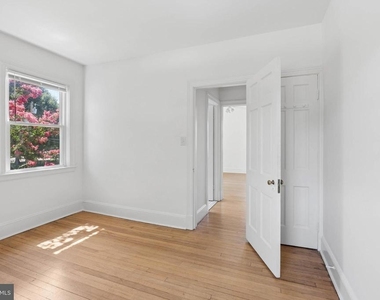 500 Park Avenue - Photo Thumbnail 12