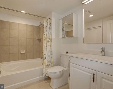 616 E Street Nw - Photo Thumbnail 26