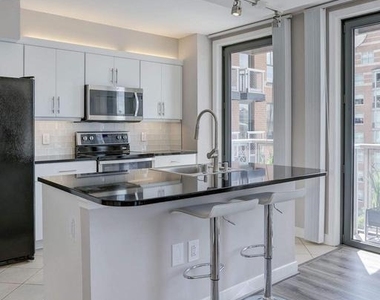 616 E Street Nw - Photo Thumbnail 7