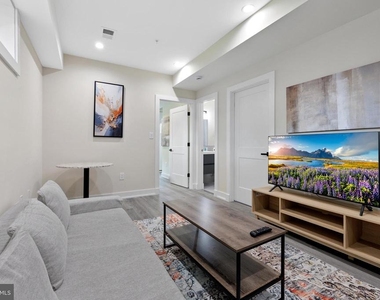 3517 3517 14th Street Nw - Photo Thumbnail 6