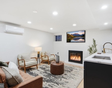5520 North Capitol Street Nw - Photo Thumbnail 29