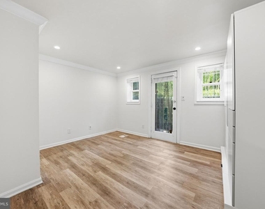 1200 East Capitol Street Ne - Photo Thumbnail 23