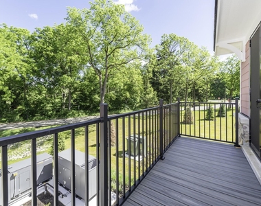 5399 Plymouth Road - Photo Thumbnail 10
