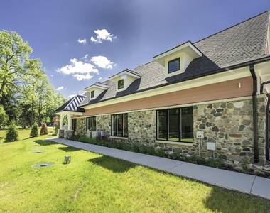5395 Plymouth Road - Photo Thumbnail 1