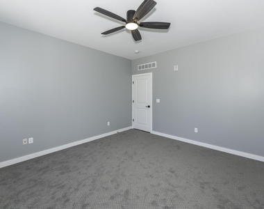 5395 Plymouth Road - Photo Thumbnail 30
