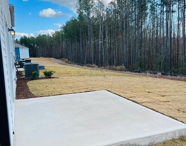 745 Riguard Way - Photo Thumbnail 29