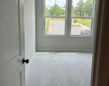 187 Peebles Drive - Photo Thumbnail 20