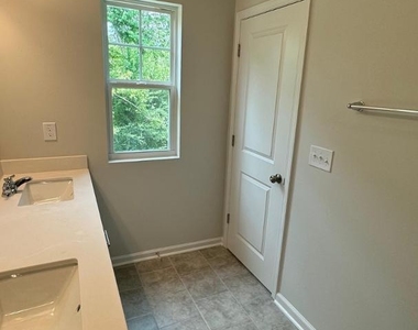 187 Peebles Drive - Photo Thumbnail 32
