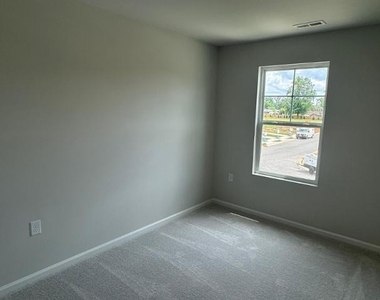 187 Peebles Drive - Photo Thumbnail 27