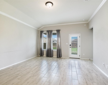 107 Barley Fork Ln - Photo Thumbnail 8