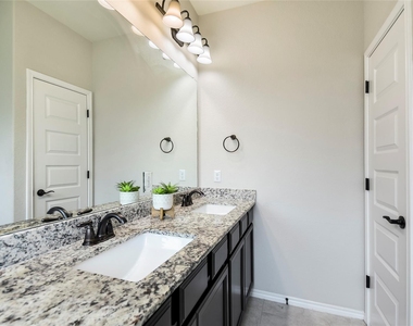 107 Barley Fork Ln - Photo Thumbnail 14