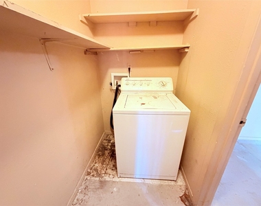 6503 Columbia Oaks Ct - Photo Thumbnail 22