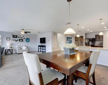 9016 Ridgewell Rd - Photo Thumbnail 3