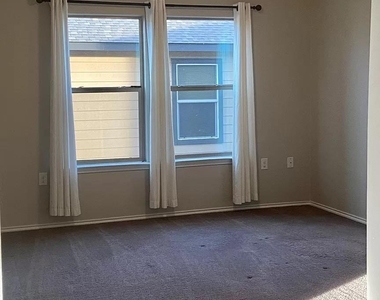 9016 Ridgewell Rd - Photo Thumbnail 17