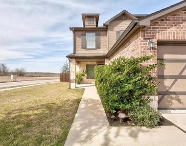 9016 Ridgewell Rd - Photo Thumbnail 2