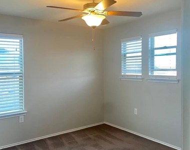 9016 Ridgewell Rd - Photo Thumbnail 26