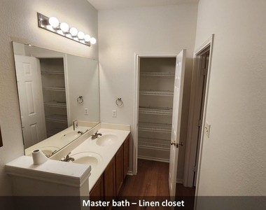 11500 Lapoynor St - Photo Thumbnail 19