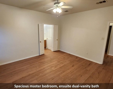11500 Lapoynor St - Photo Thumbnail 17