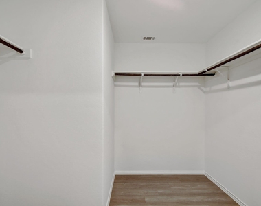 6515 Arid Way - Photo Thumbnail 15