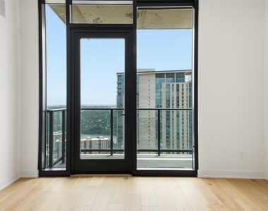 84 East Ave - Photo Thumbnail 18