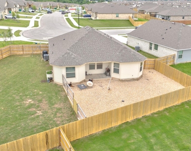 1317 Cesarina St - Photo Thumbnail 33