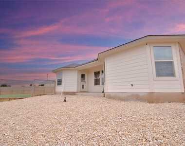 1317 Cesarina St - Photo Thumbnail 25