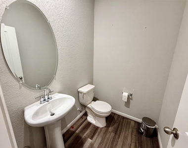 6620 Folsom Ave - Photo Thumbnail 21