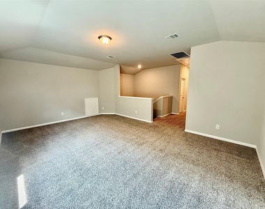 6620 Folsom Ave - Photo Thumbnail 12
