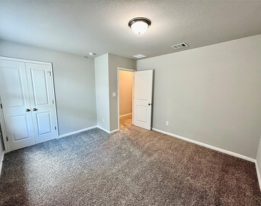 6620 Folsom Ave - Photo Thumbnail 14