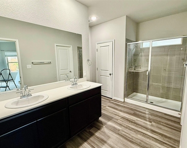 6620 Folsom Ave - Photo Thumbnail 8