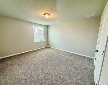 6620 Folsom Ave - Photo Thumbnail 18