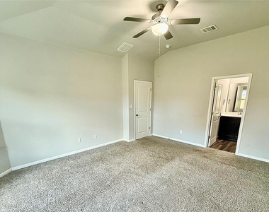 6620 Folsom Ave - Photo Thumbnail 7