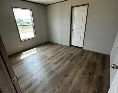 116 Mazatlan Dr - Photo Thumbnail 6