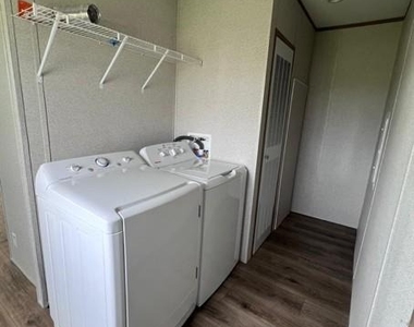 116 Mazatlan Dr - Photo Thumbnail 5